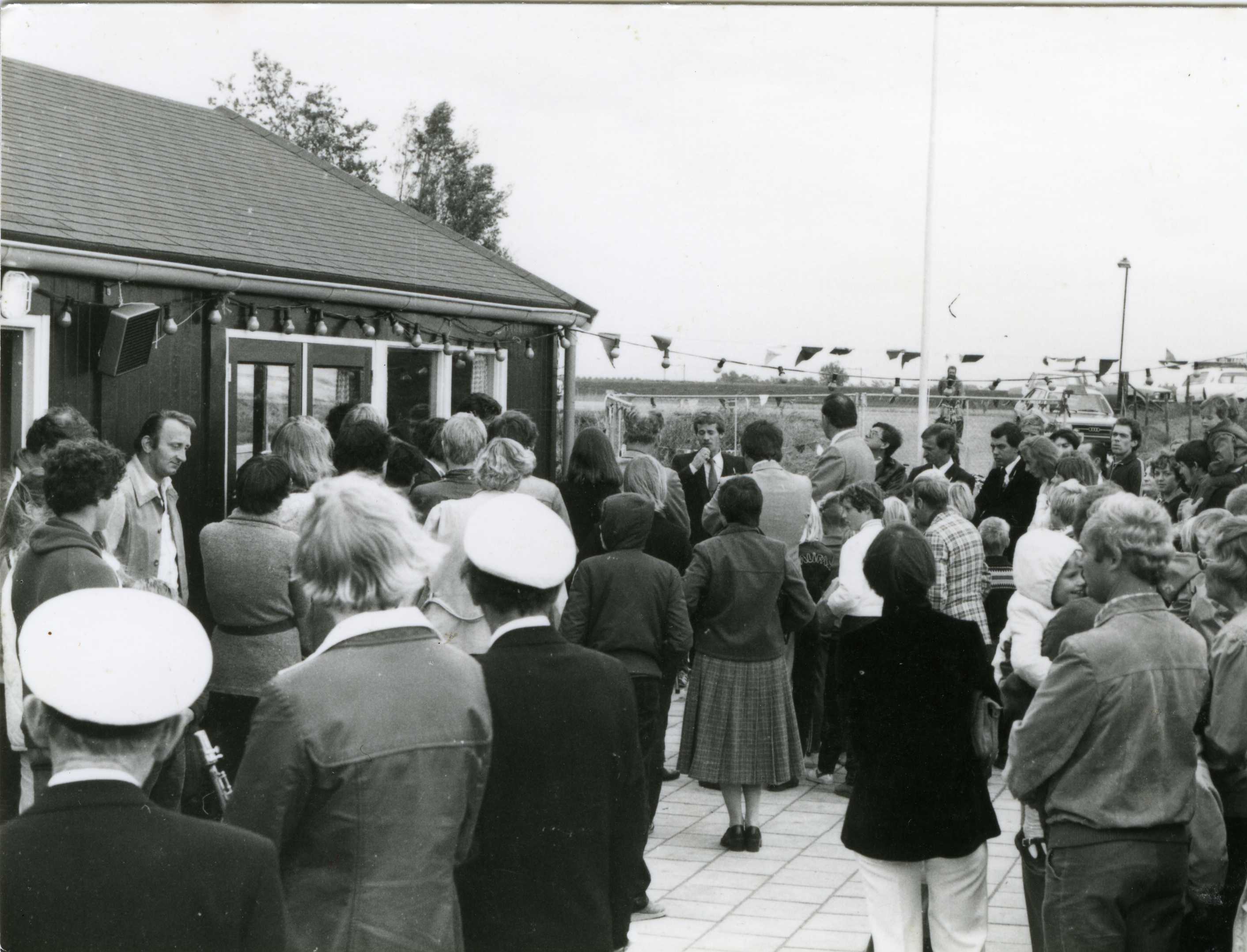 Opening 1980